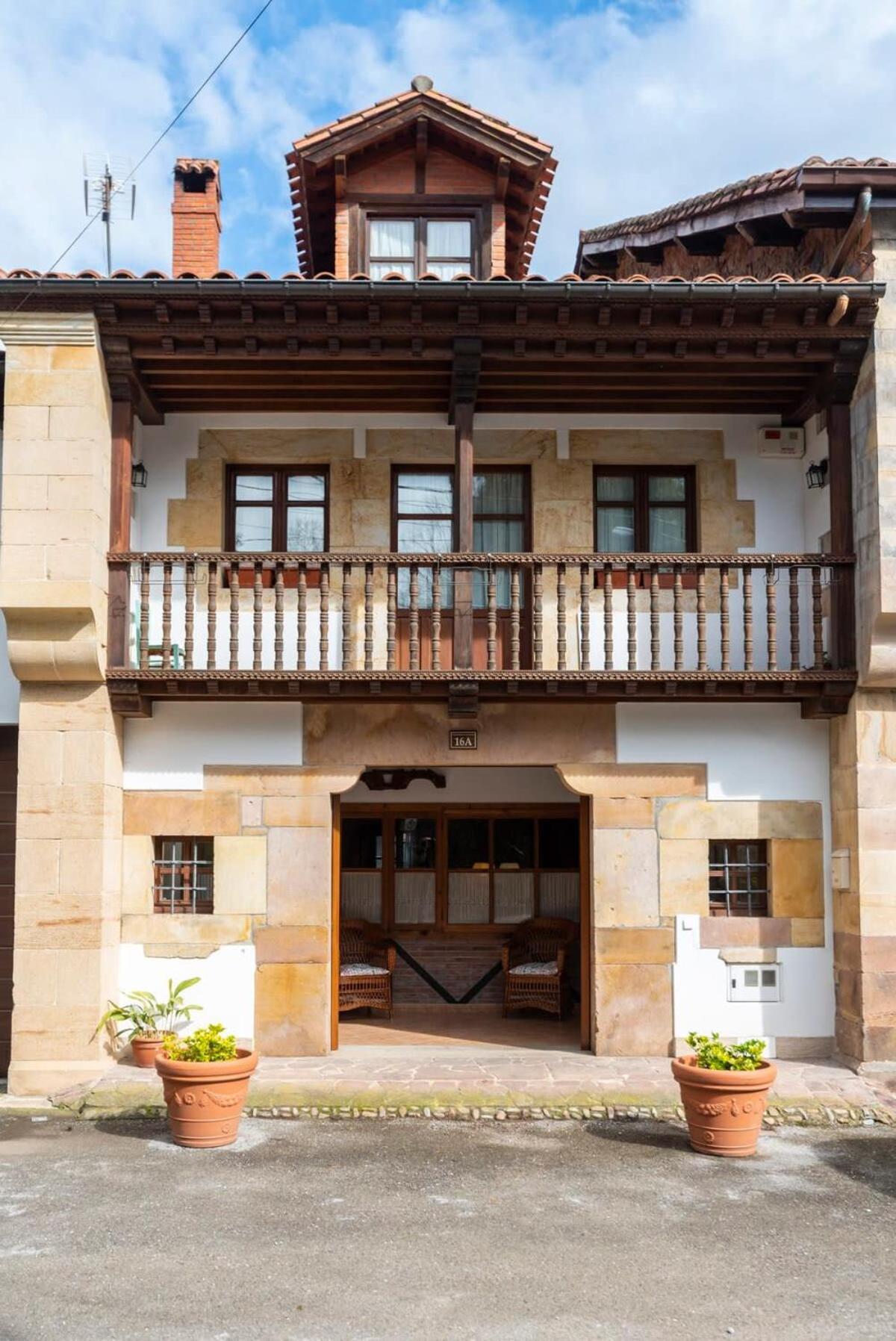 Casa Rural La Carlota Renedo De Cabuerniga Villa Esterno foto